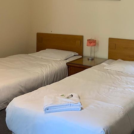 Sterling Lodge Hotel WTA-toernooi van WTA-toernooi van Eastbourne Buitenkant foto