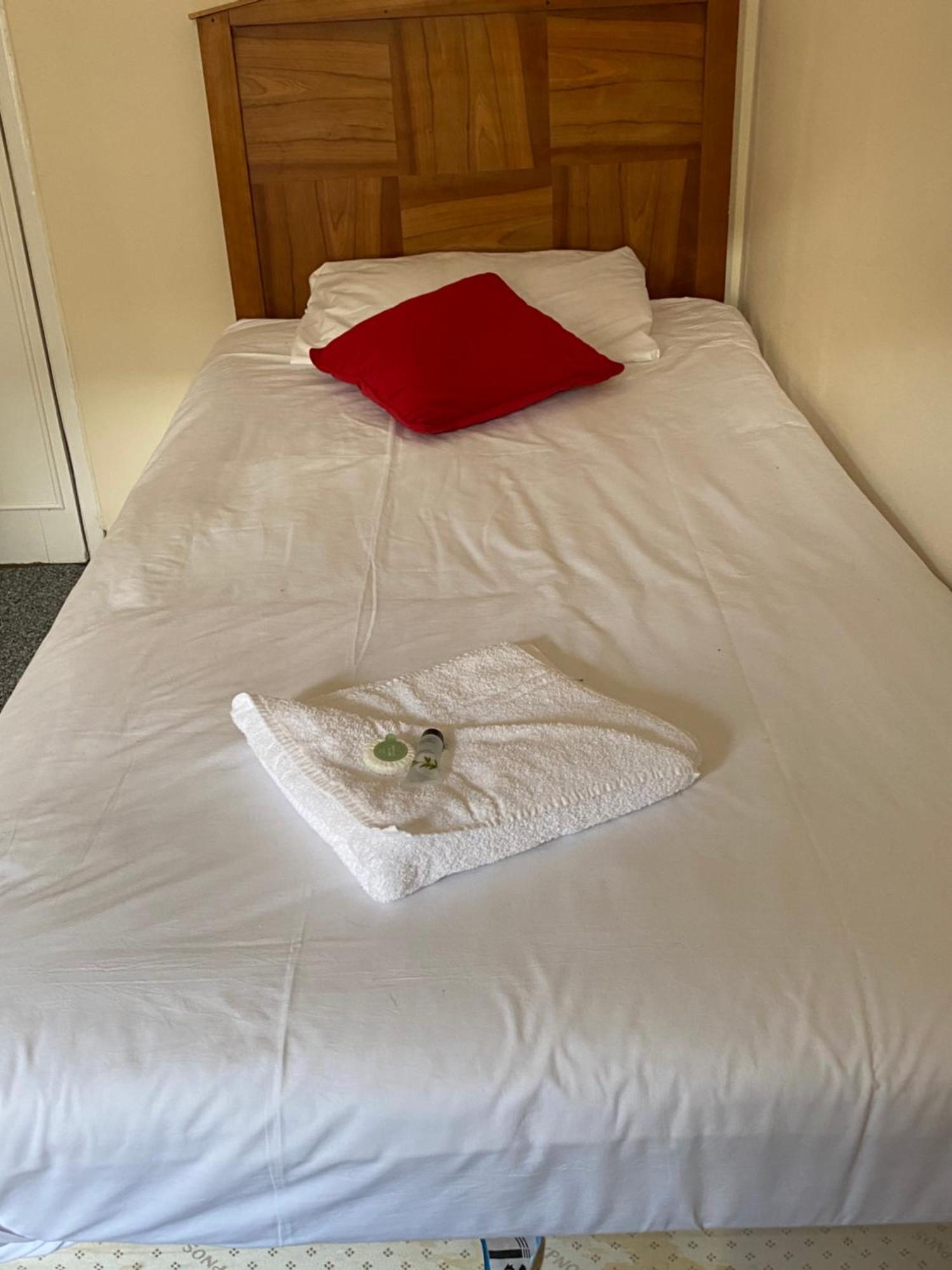 Sterling Lodge Hotel WTA-toernooi van WTA-toernooi van Eastbourne Buitenkant foto